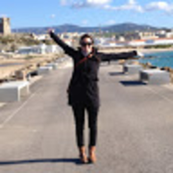 Meet your Posher, Katie - Picture 1 of 1